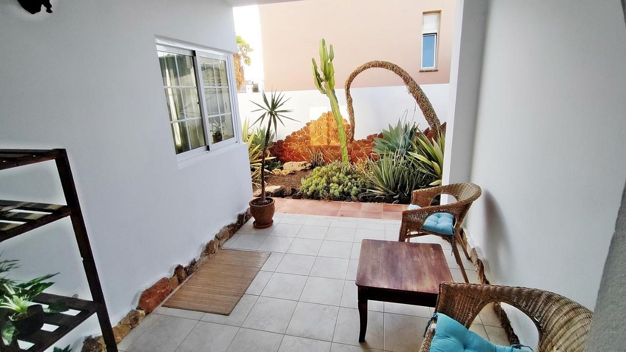 Caleta Beach House Caleta De Fuste Exterior photo